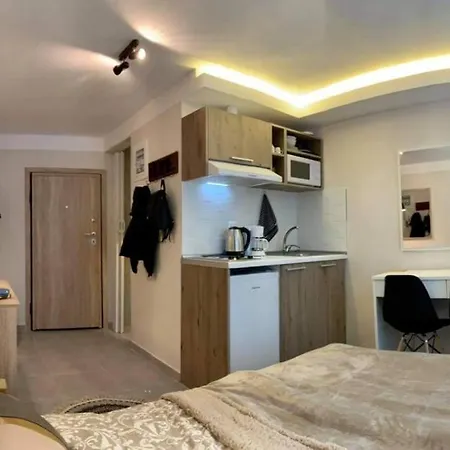 Center Deluxe * Thessaloniki